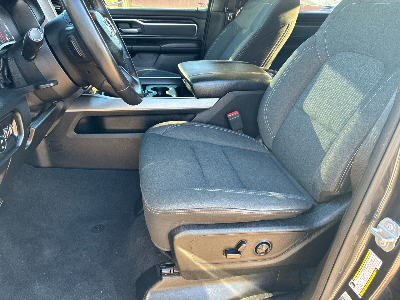 RAM 1500 Big Horn/Lone Star 4x2 Crew Cab 5'7" Box 2019