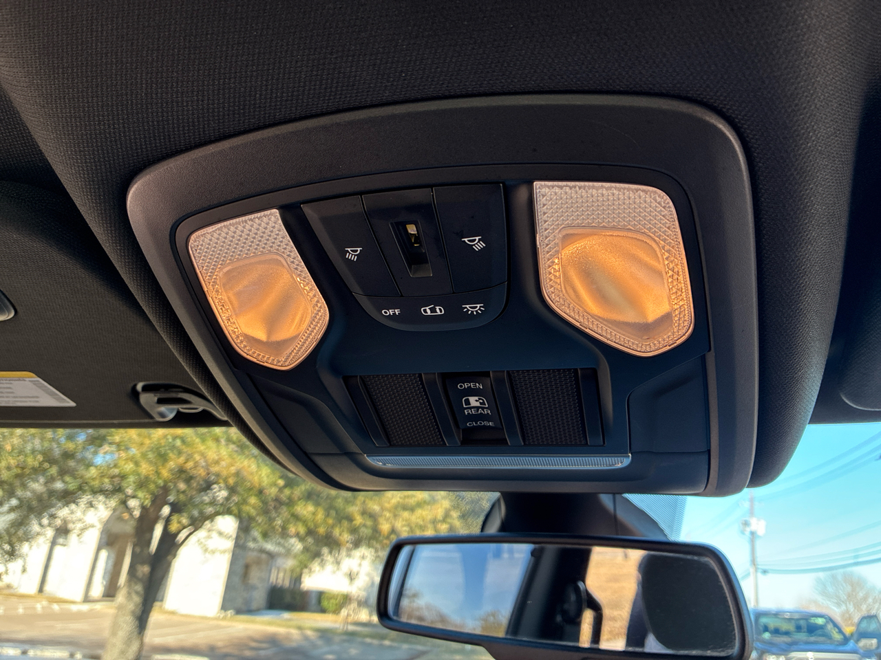 RAM 1500 Big Horn/Lone Star 4x2 Crew Cab 5'7" Box 2019