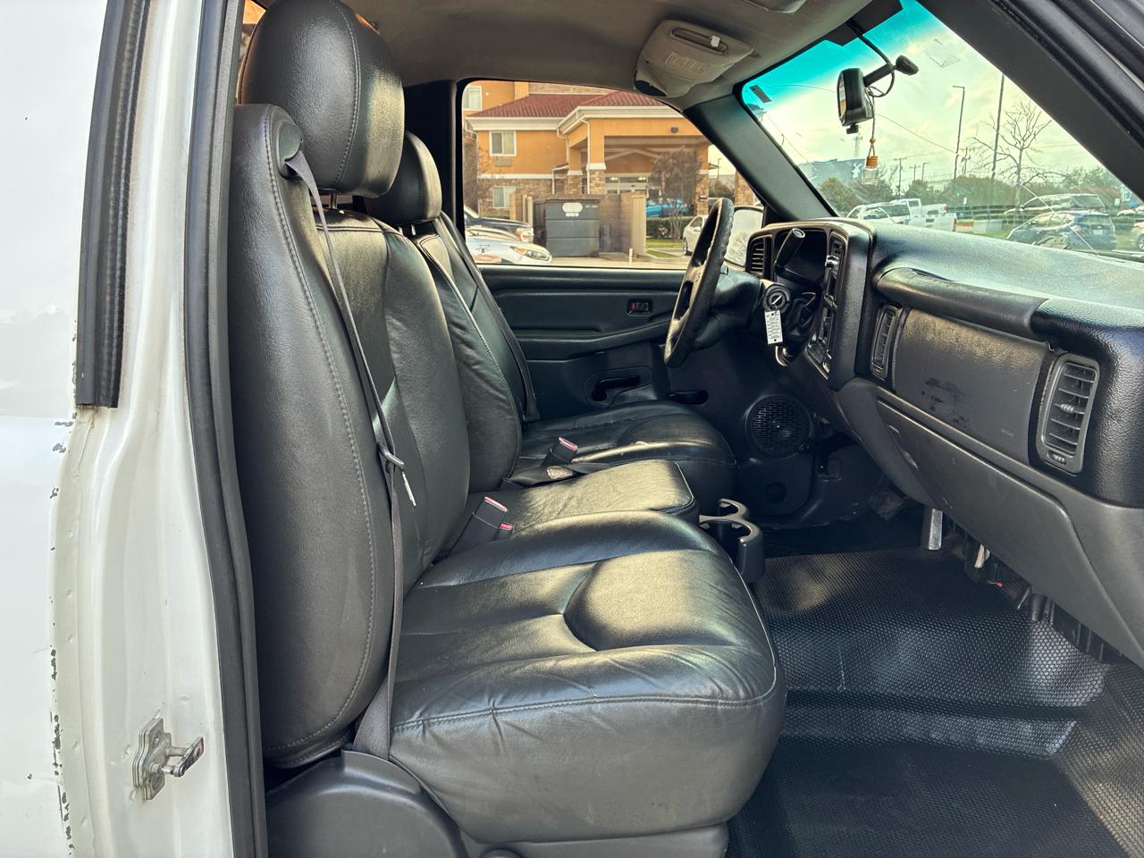 Chevrolet Silverado 1500 Work Truck 2WD 2006