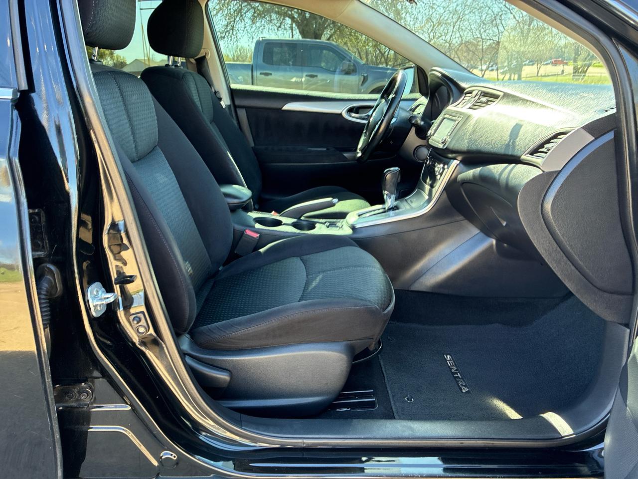 Nissan Sentra SR 2015