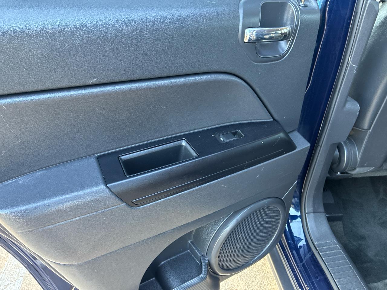 Jeep Patriot Latitude 2WD 2016