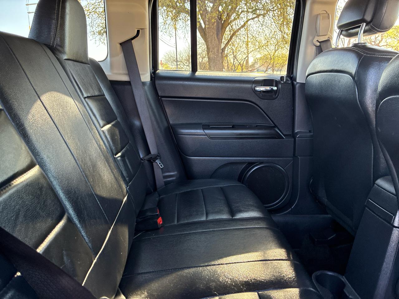 Jeep Patriot Latitude 2WD 2016