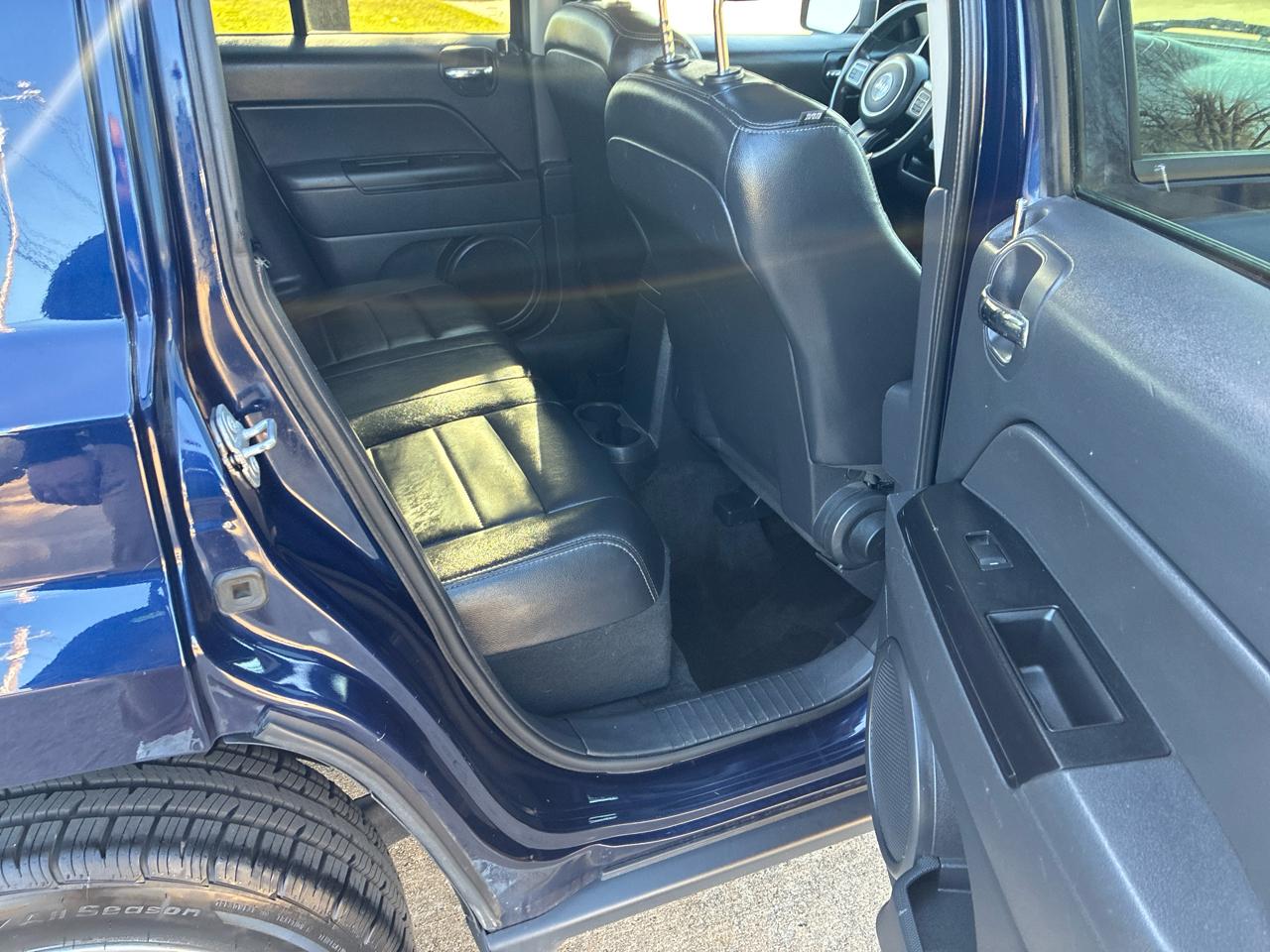 Jeep Patriot Latitude 2WD 2016