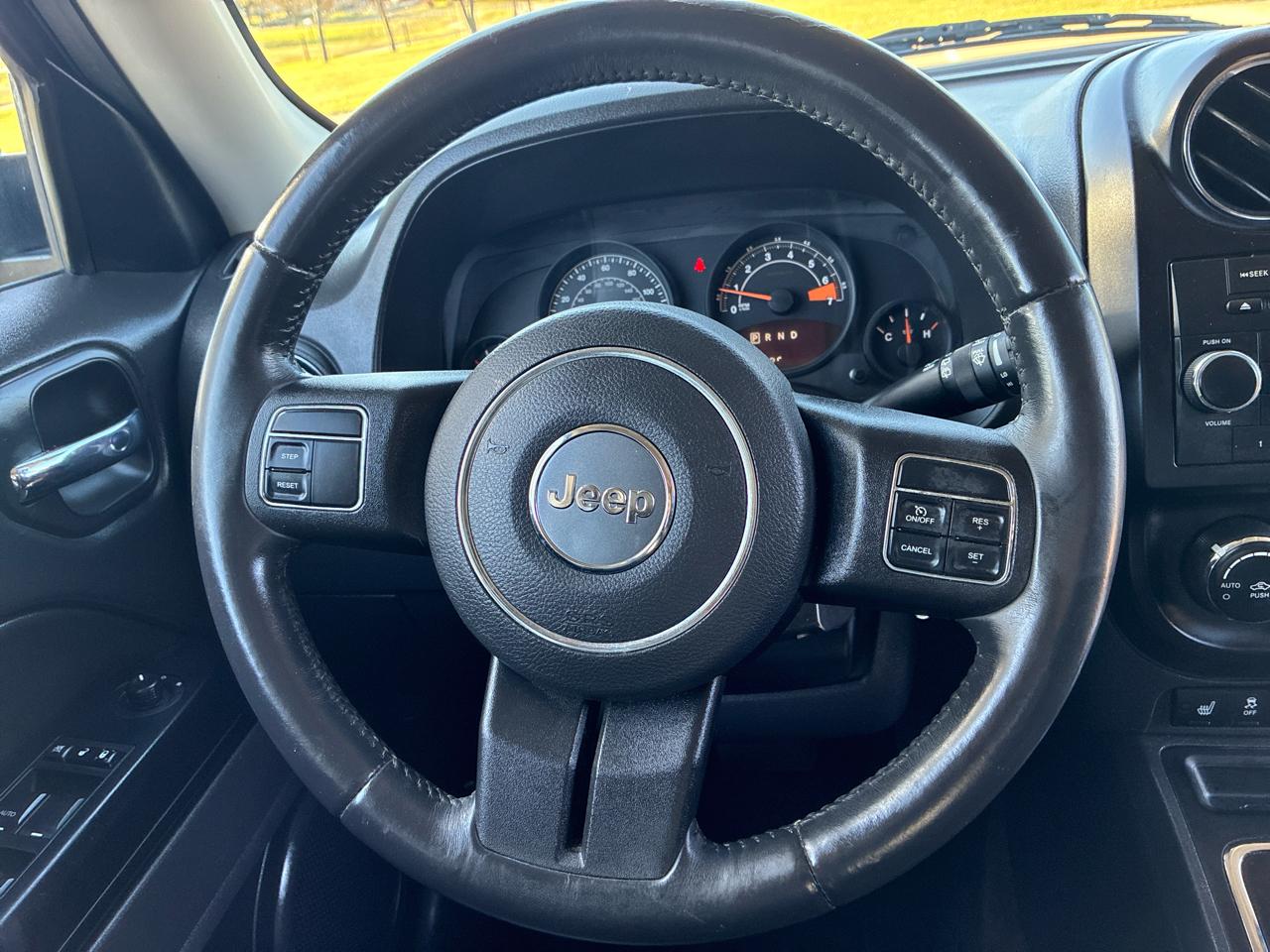 Jeep Patriot Latitude 2WD 2016