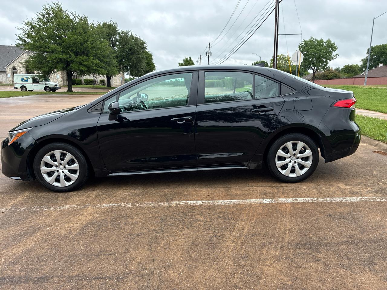 Toyota Corolla LE 2023