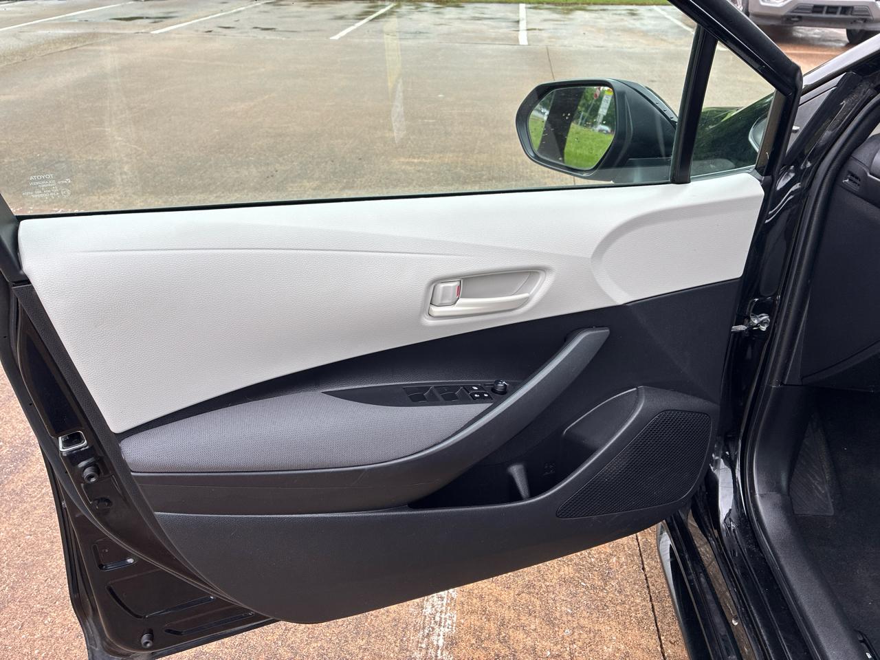 Toyota Corolla LE 2023