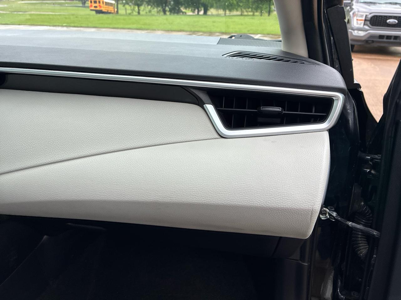 Toyota Corolla LE 2023