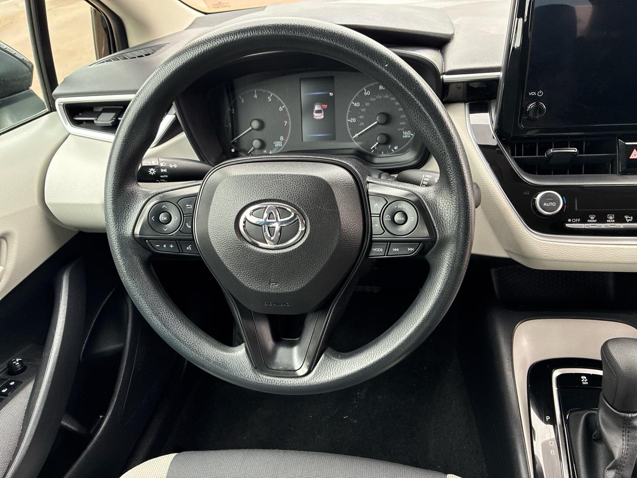 Toyota Corolla LE 2023