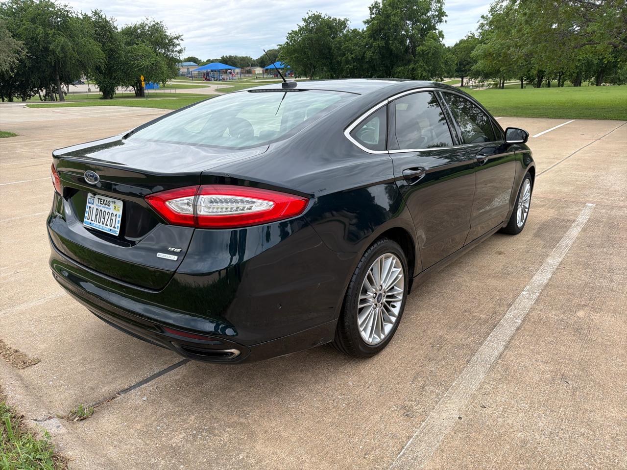 Ford Fusion SE 2014