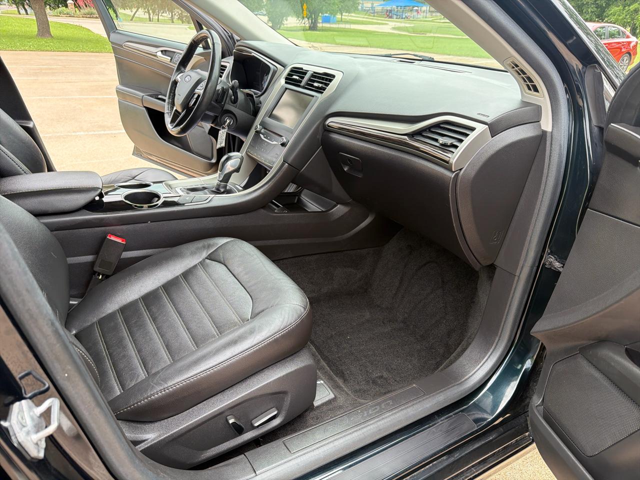 Ford Fusion SE 2014