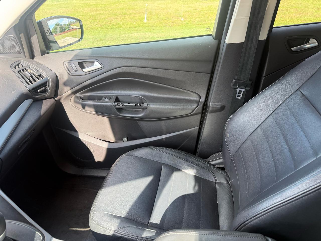 Ford Escape SE FWD 2015