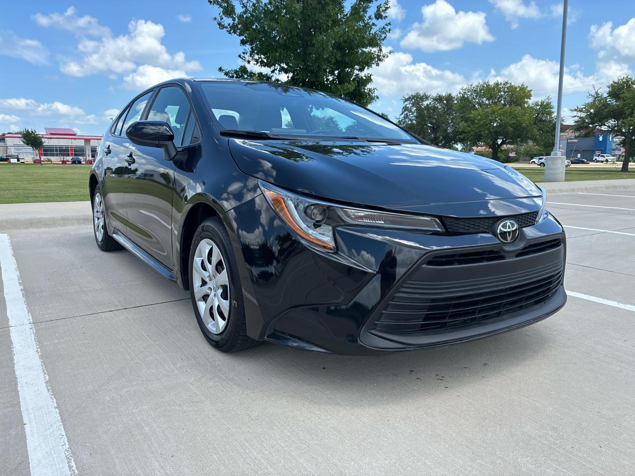 Toyota Corolla LE 2025