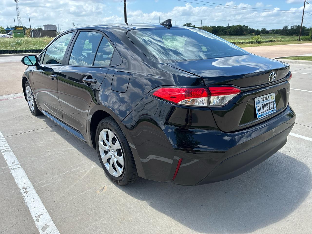 Toyota Corolla LE 2025