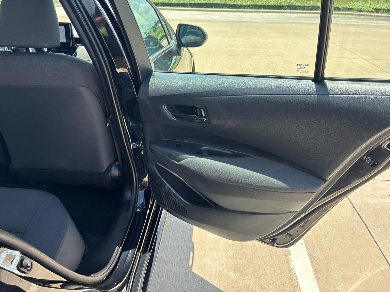 Toyota Corolla LE 2025