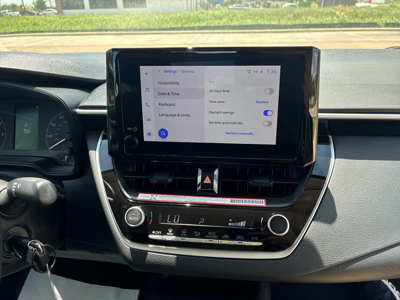 Toyota Corolla LE 2025