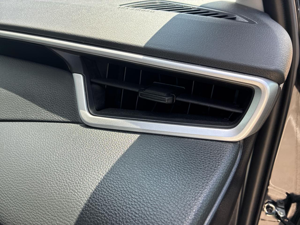 Toyota Corolla LE 2025