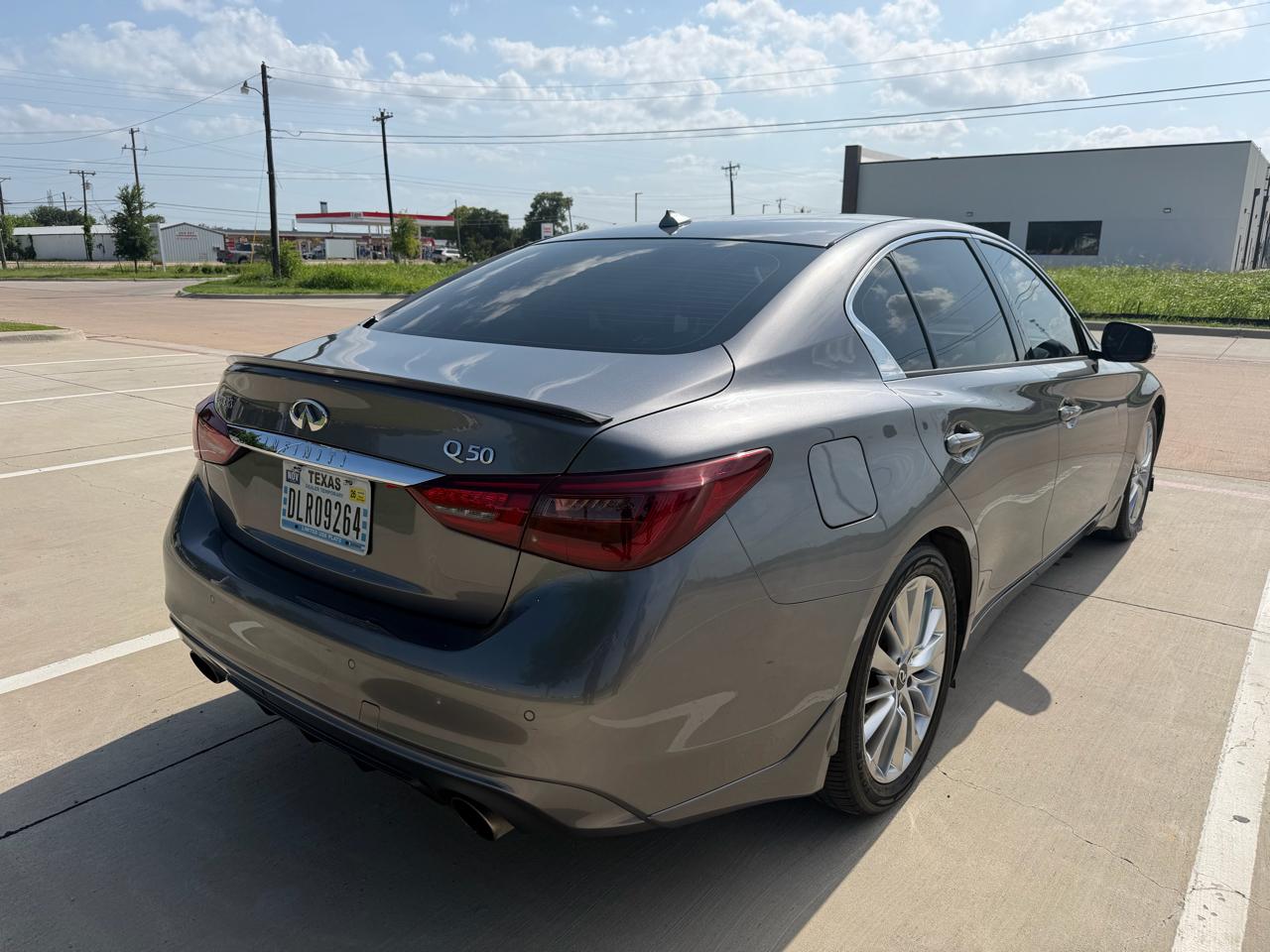Infiniti Q50 3.0t LUXE 2021