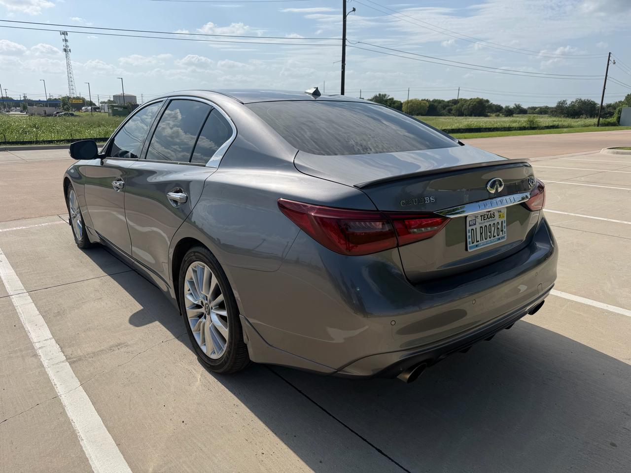 Infiniti Q50 3.0t LUXE 2021