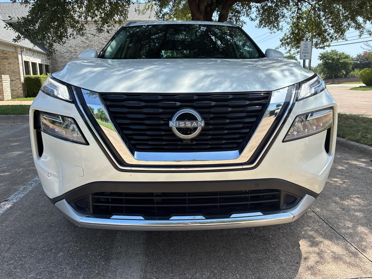 Nissan Rogue Platinum 2023