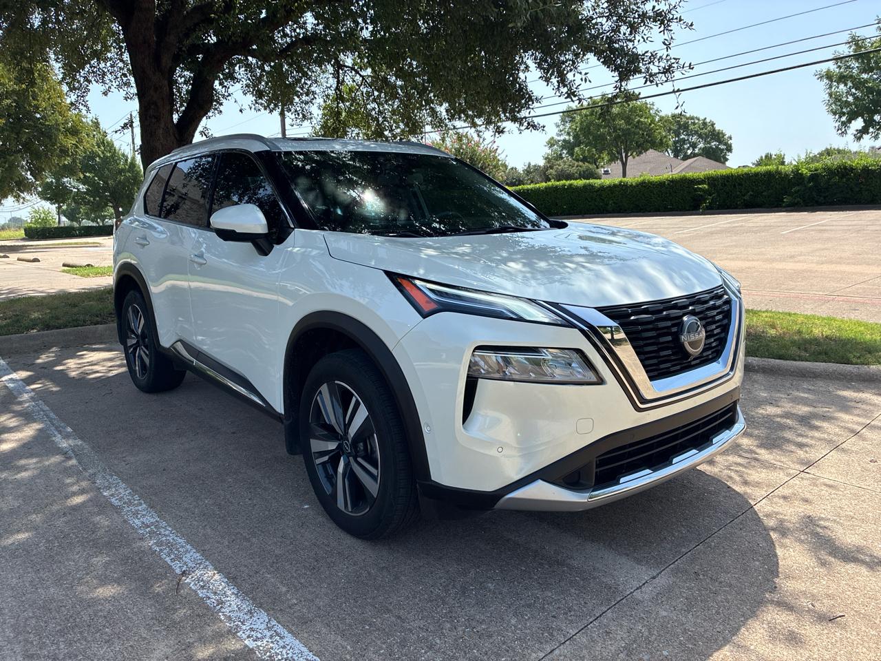 Nissan Rogue Platinum 2023
