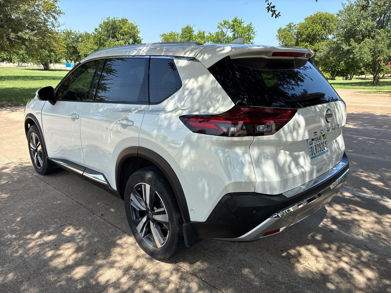 Nissan Rogue Platinum 2023
