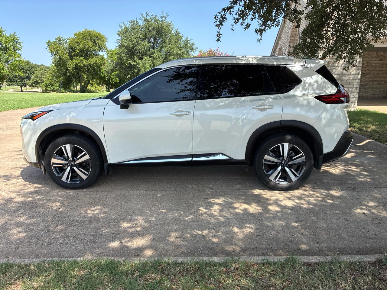 Nissan Rogue Platinum 2023