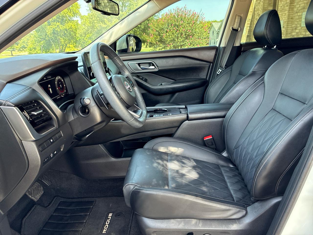 Nissan Rogue Platinum 2023