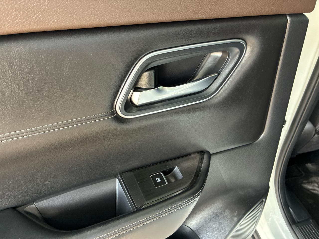 Nissan Rogue Platinum 2023