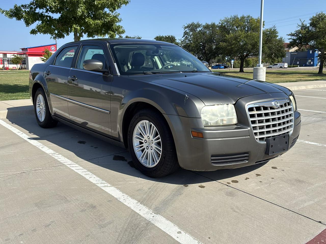 2008 Chrysler 300 LX - Photo 3