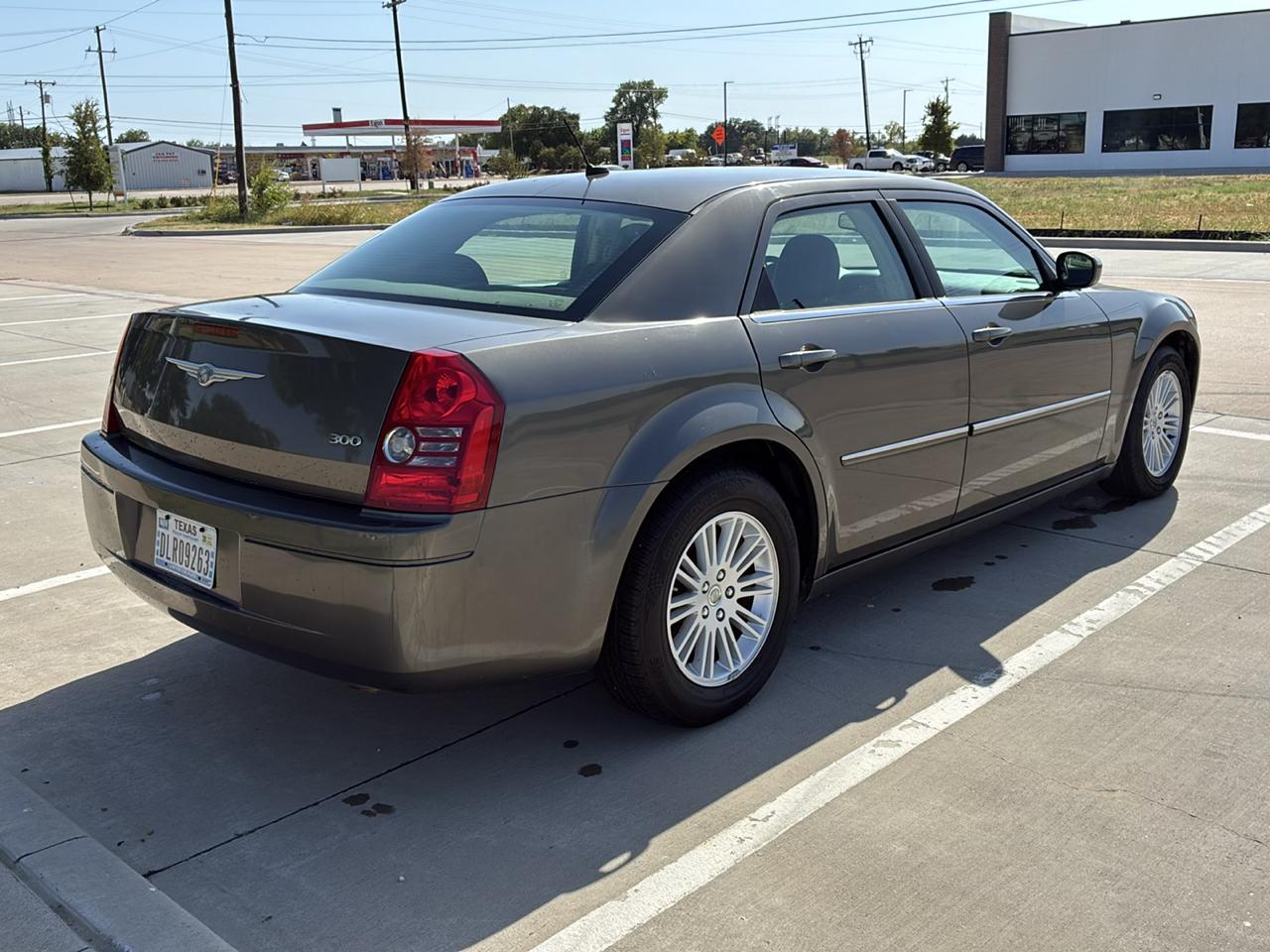 2008 Chrysler 300 LX - Photo 5