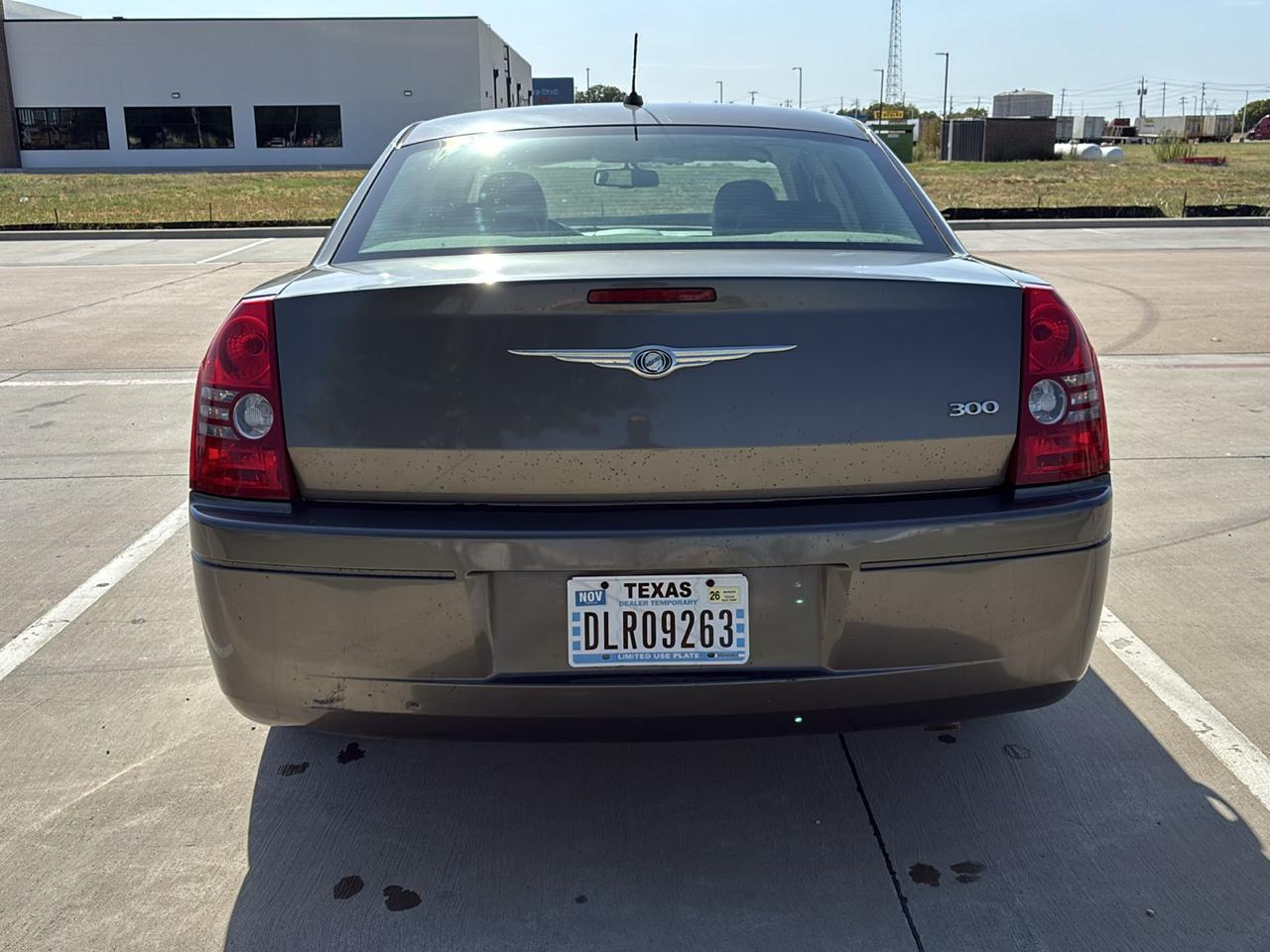 2008 Chrysler 300 LX - Photo 6