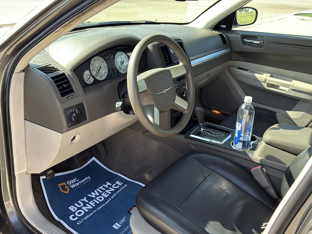 2008 Chrysler 300 LX - Photo 16