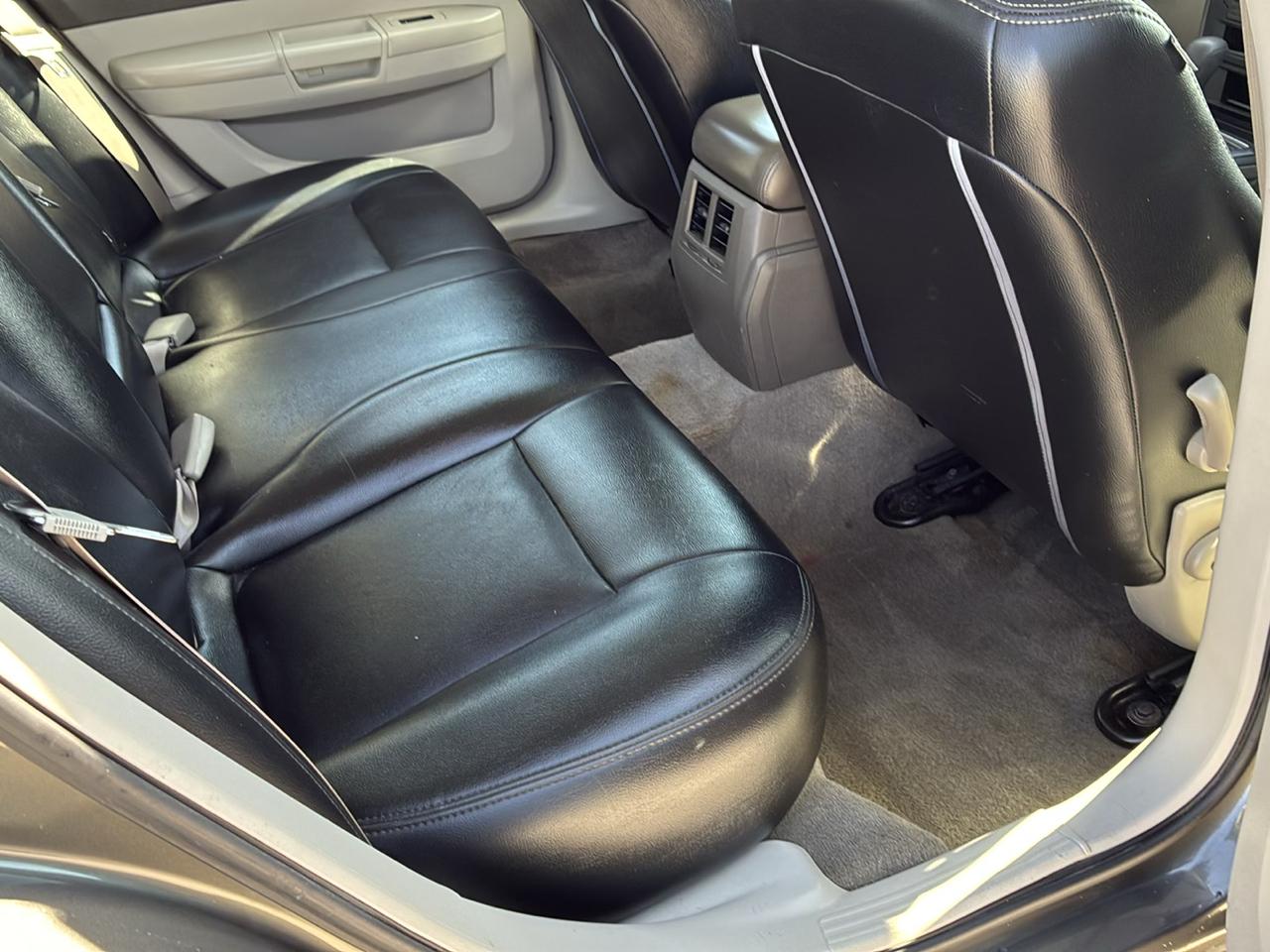 2008 Chrysler 300 LX - Photo 33