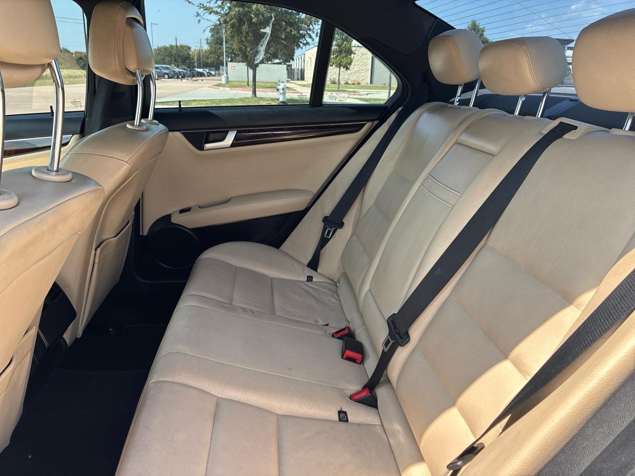 Mercedes-Benz C-Class C300 4MATIC Sport Sedan 2013