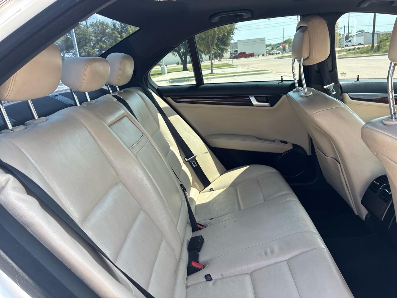 Mercedes-Benz C-Class C300 4MATIC Sport Sedan 2013