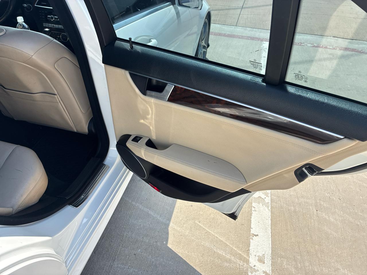 Mercedes-Benz C-Class C300 4MATIC Sport Sedan 2013
