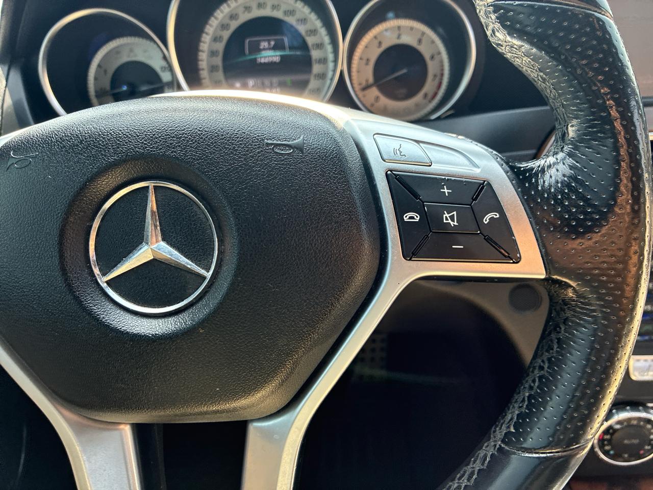 Mercedes-Benz C-Class C300 4MATIC Sport Sedan 2013