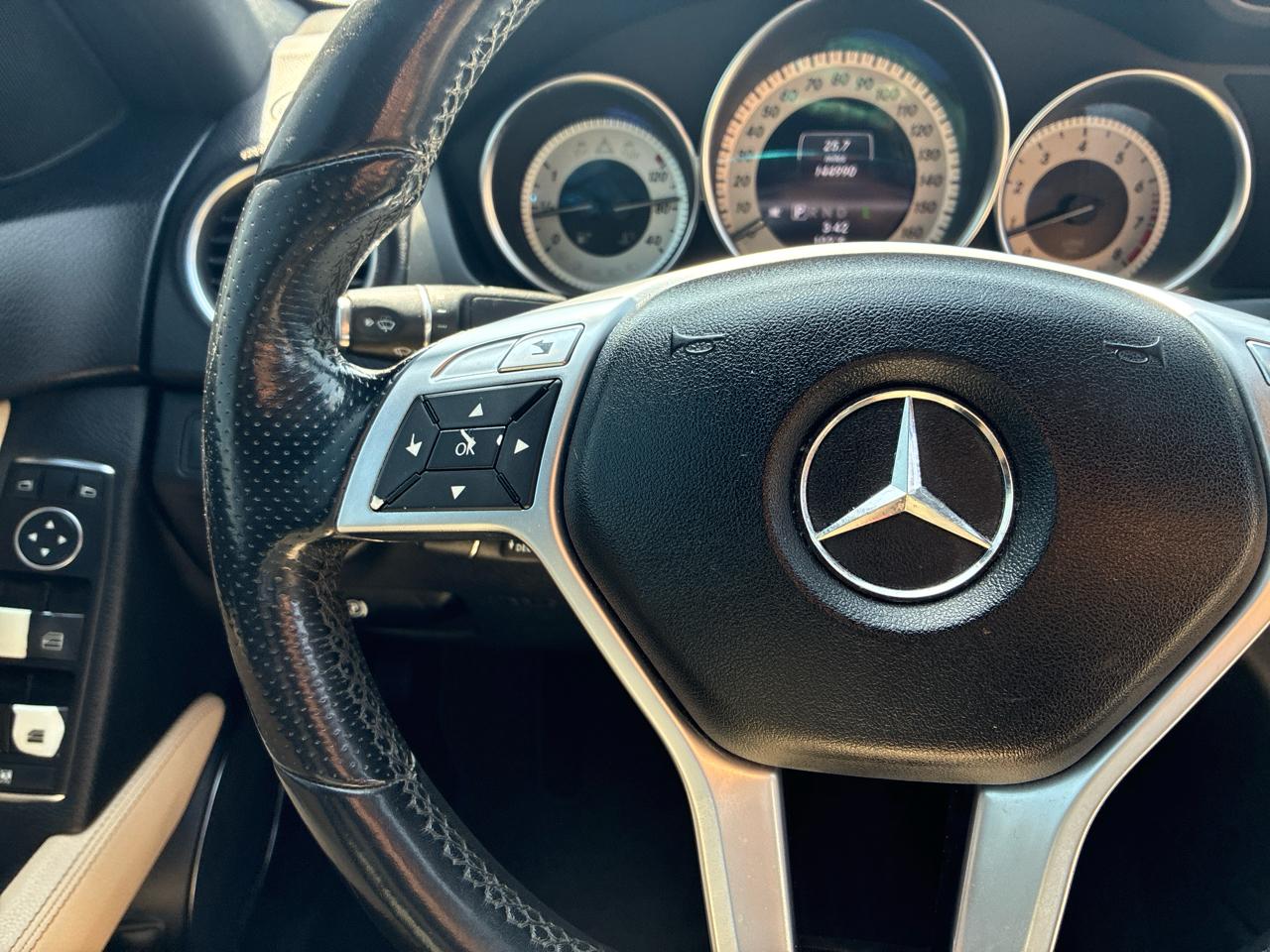 Mercedes-Benz C-Class C300 4MATIC Sport Sedan 2013