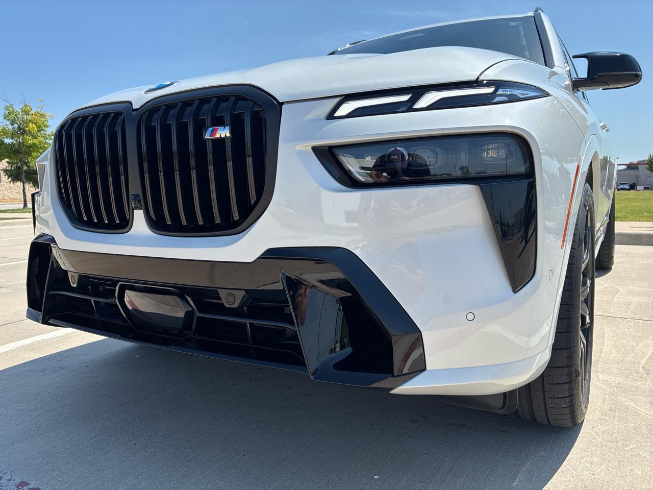 BMW X7 M60i 2025
