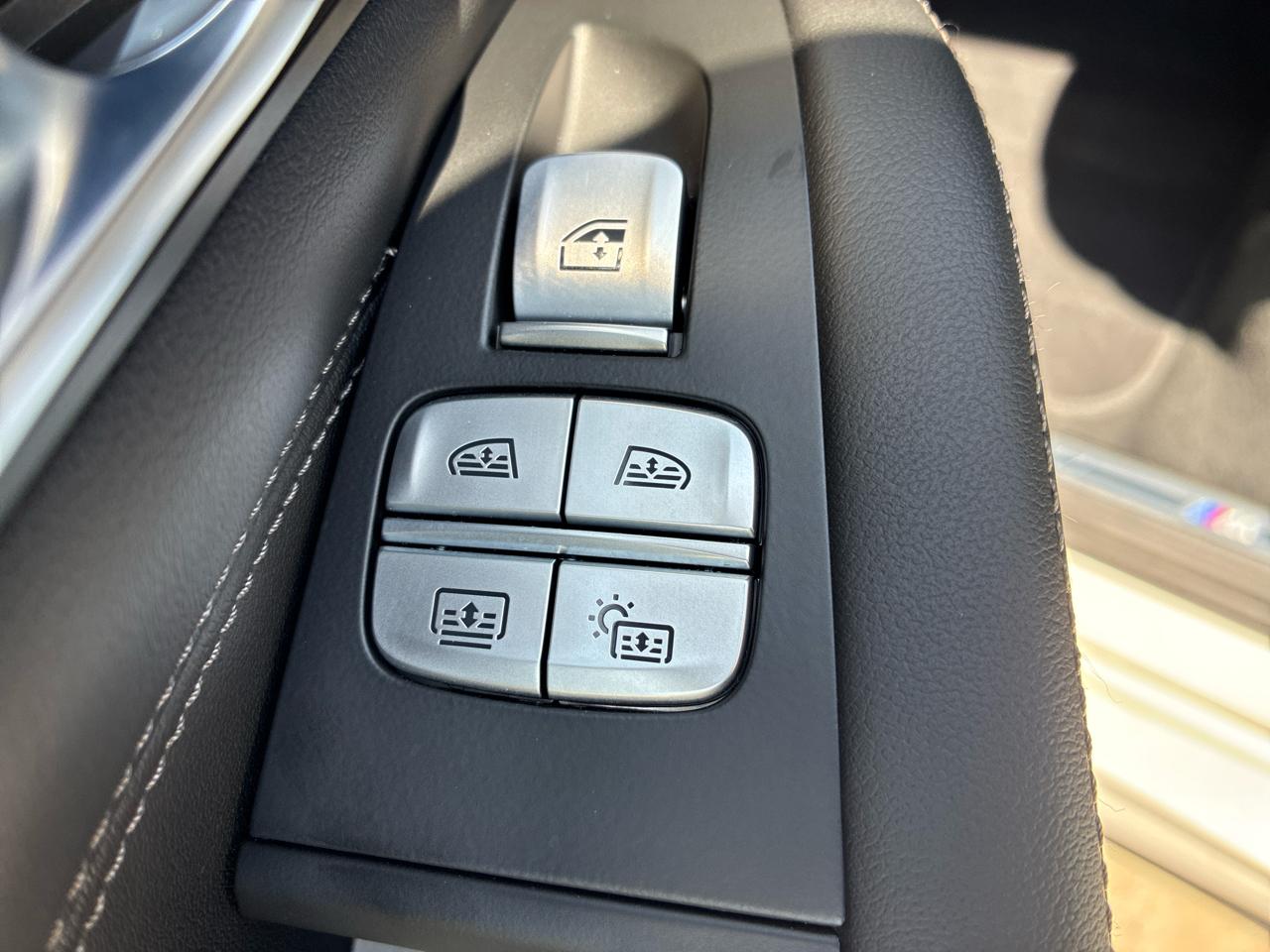 BMW X7 M60i 2025