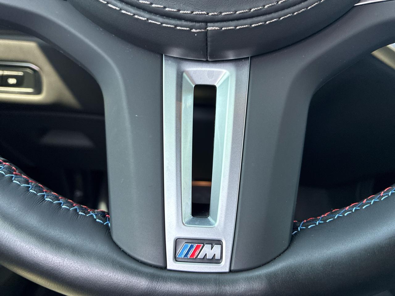 BMW X7 M60i 2025