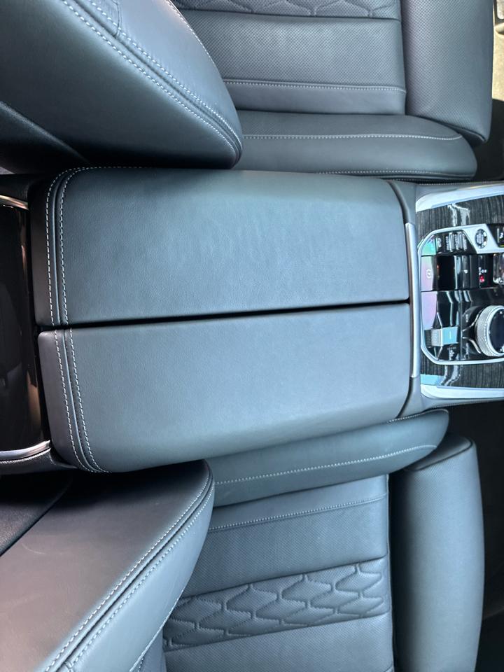 BMW X7 M60i 2025
