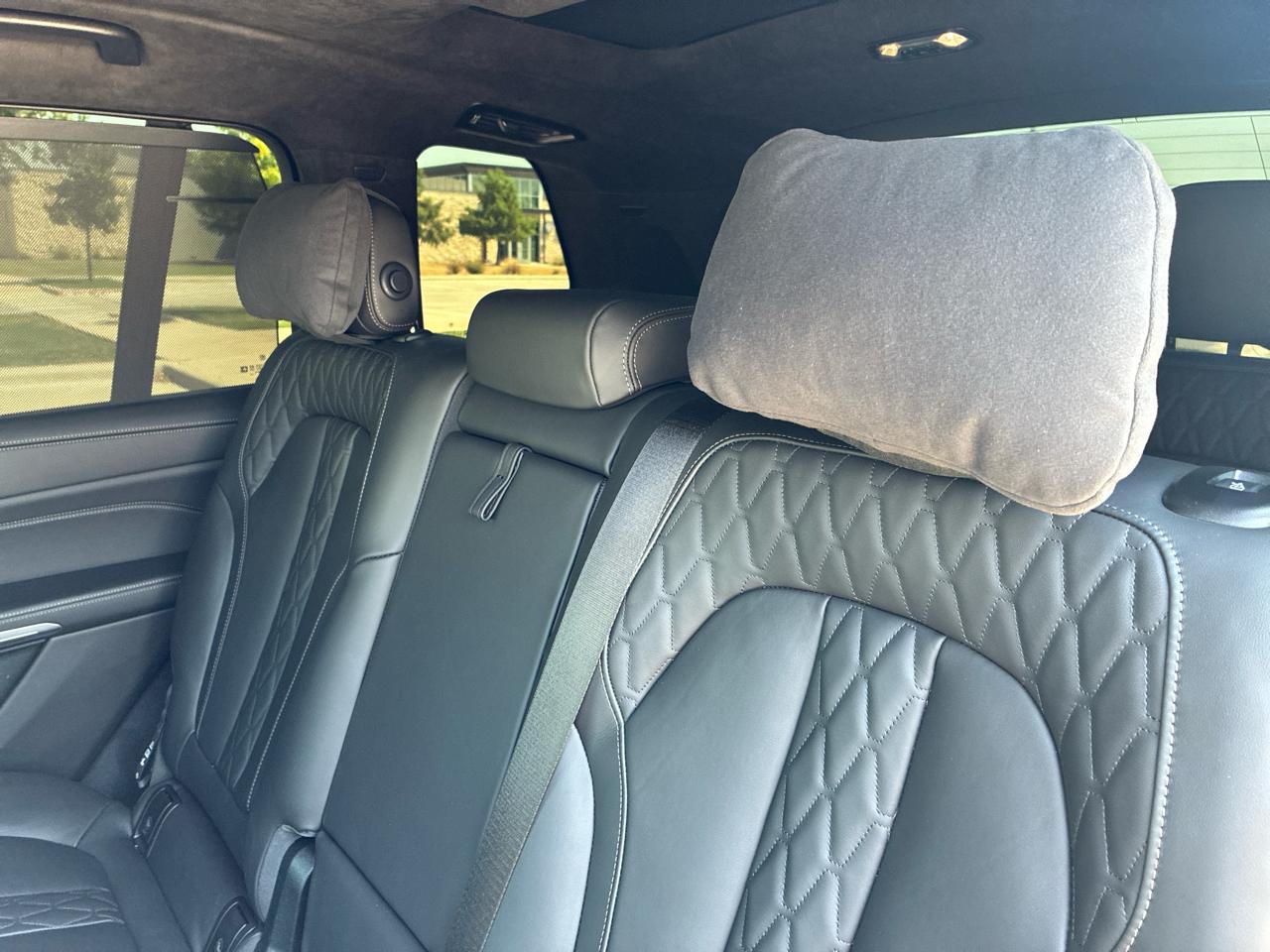 BMW X7 M60i 2025