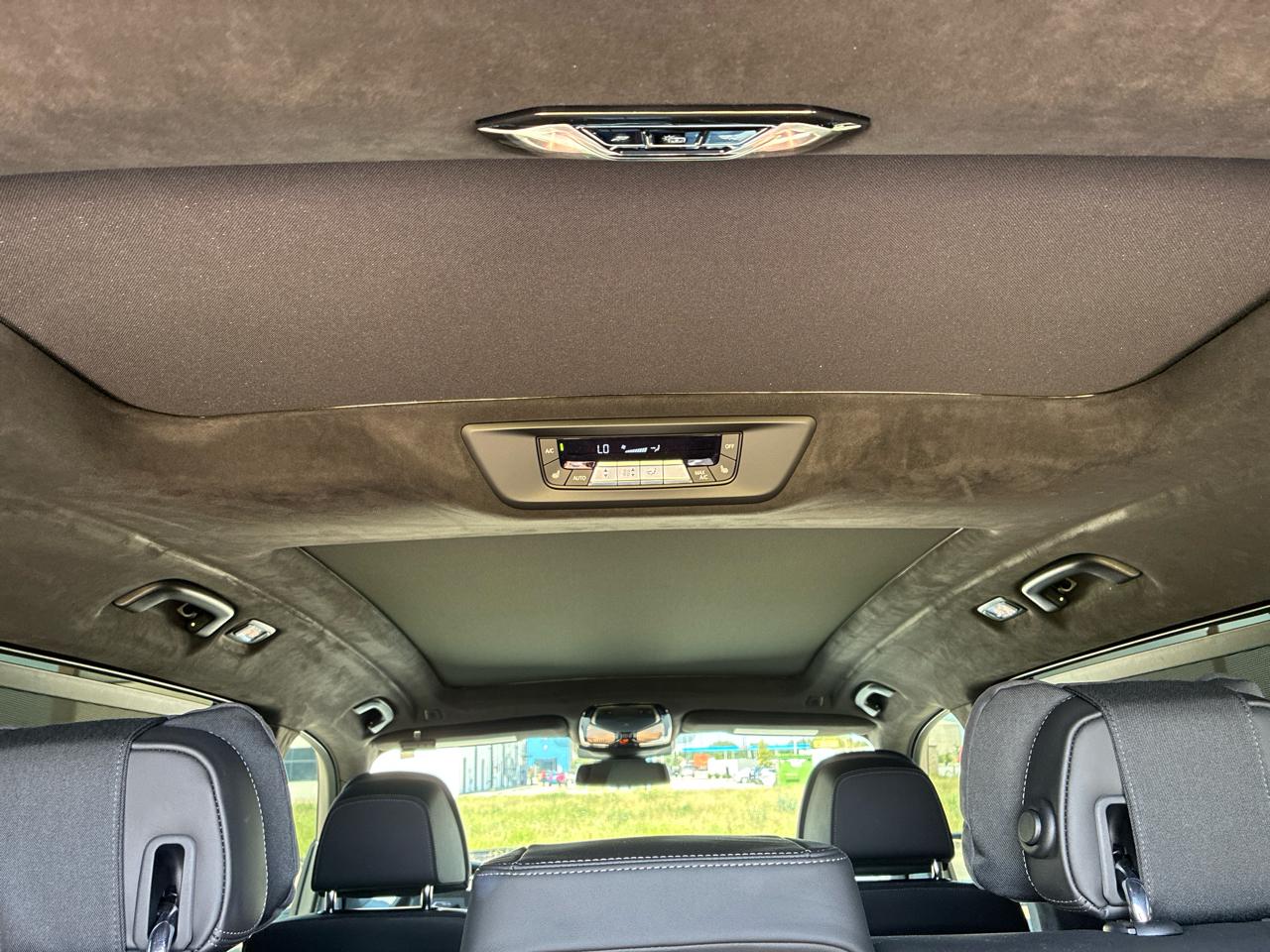 BMW X7 M60i 2025