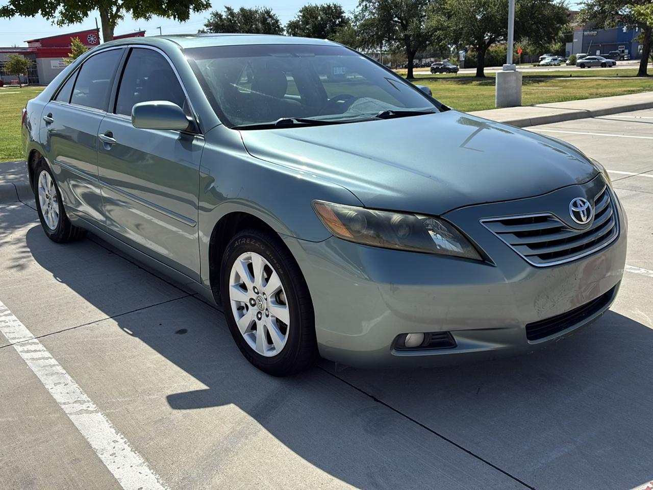 Toyota Camry SE 5-Spd AT 2009