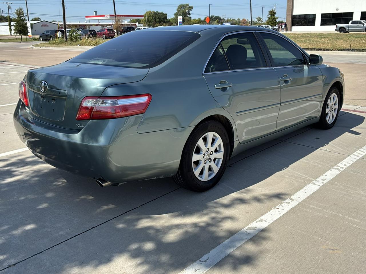 Toyota Camry SE 5-Spd AT 2009