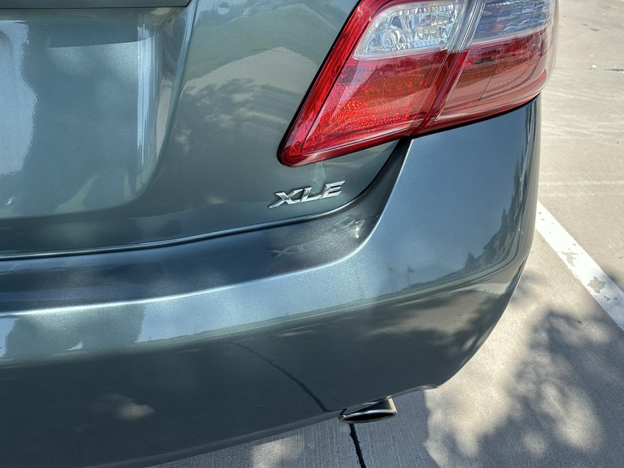 Toyota Camry SE 5-Spd AT 2009