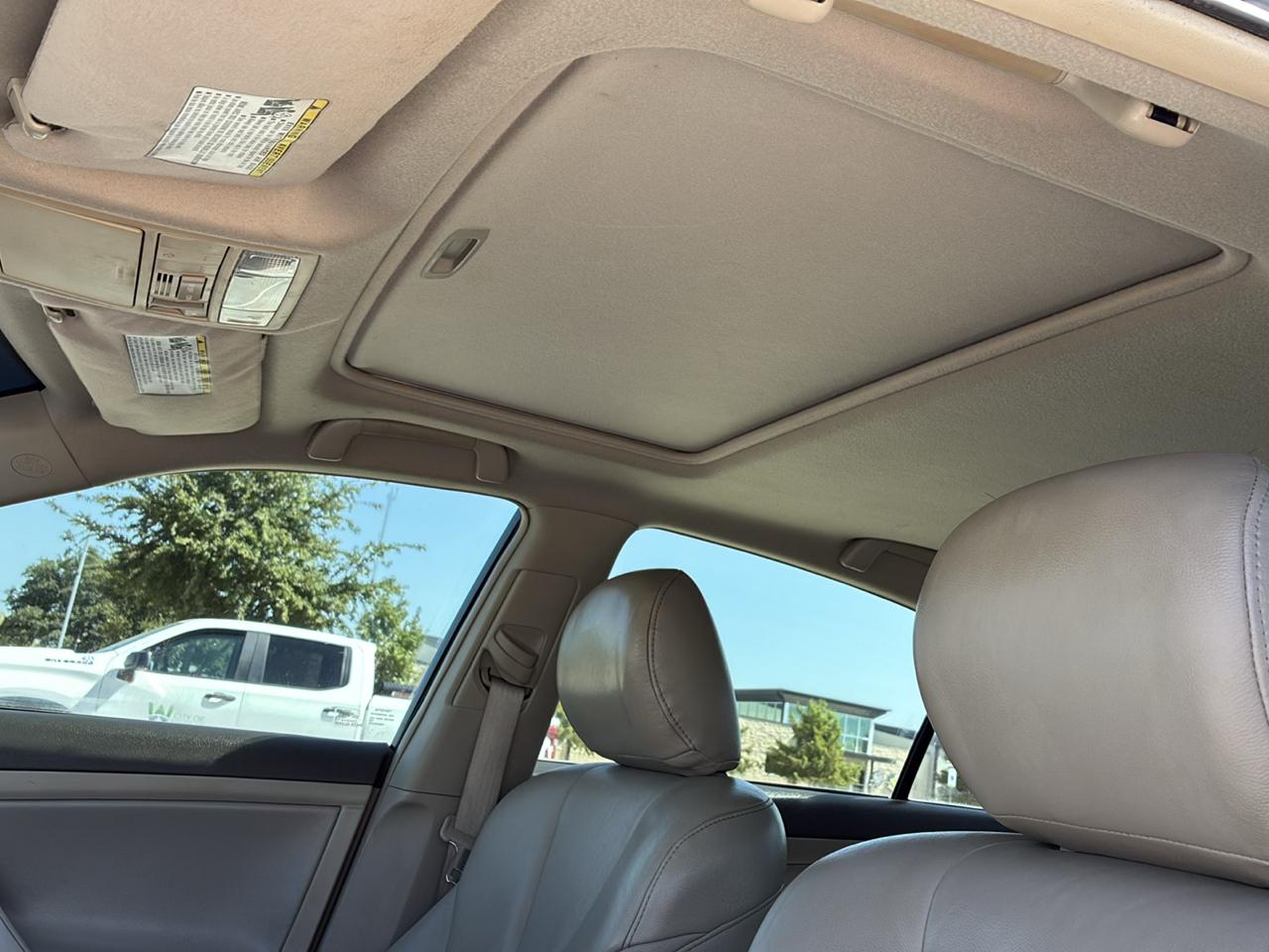 Toyota Camry SE 5-Spd AT 2009