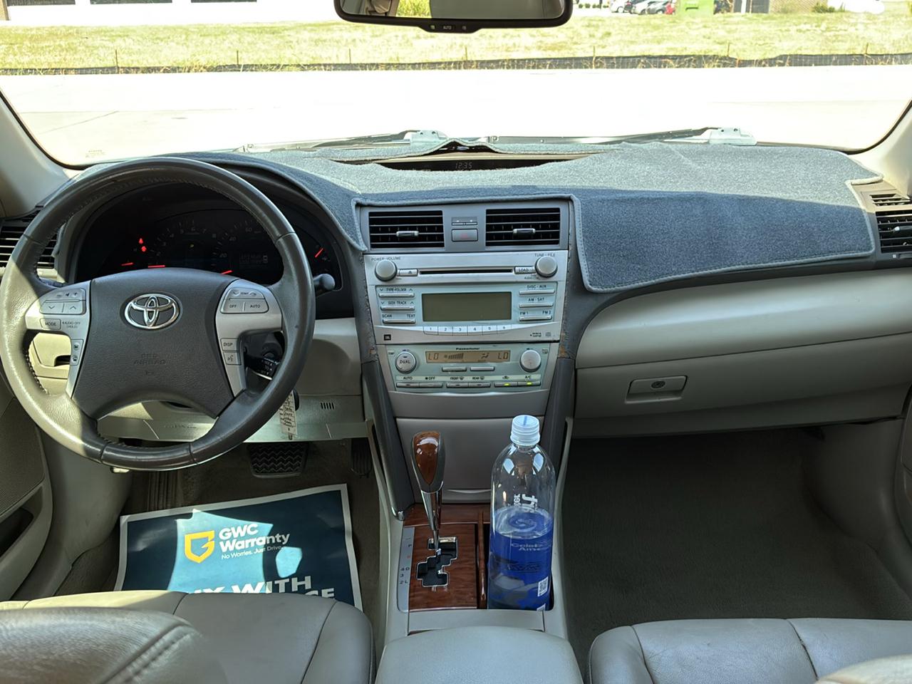 Toyota Camry SE 5-Spd AT 2009