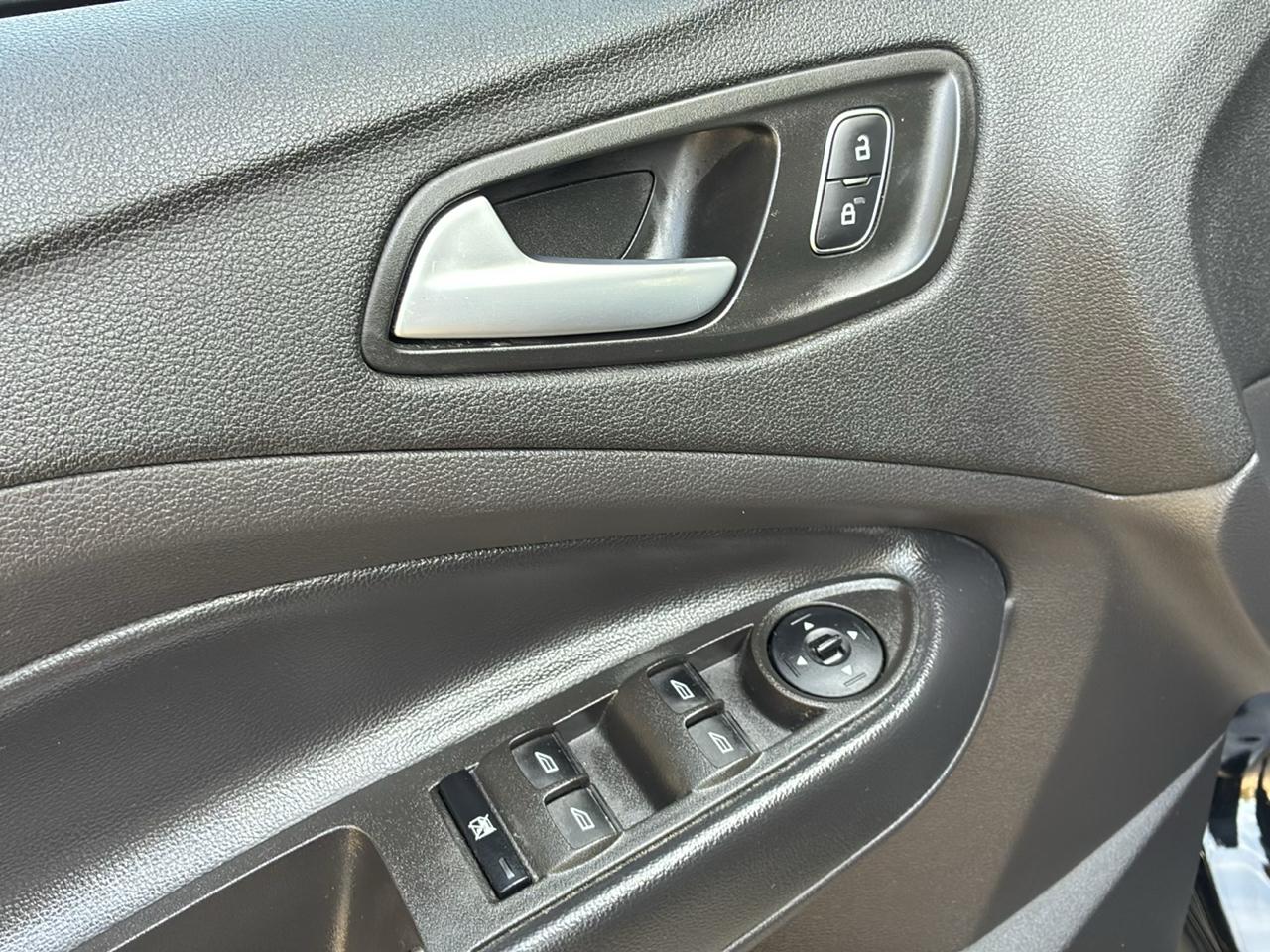 Ford Escape SE FWD 2018